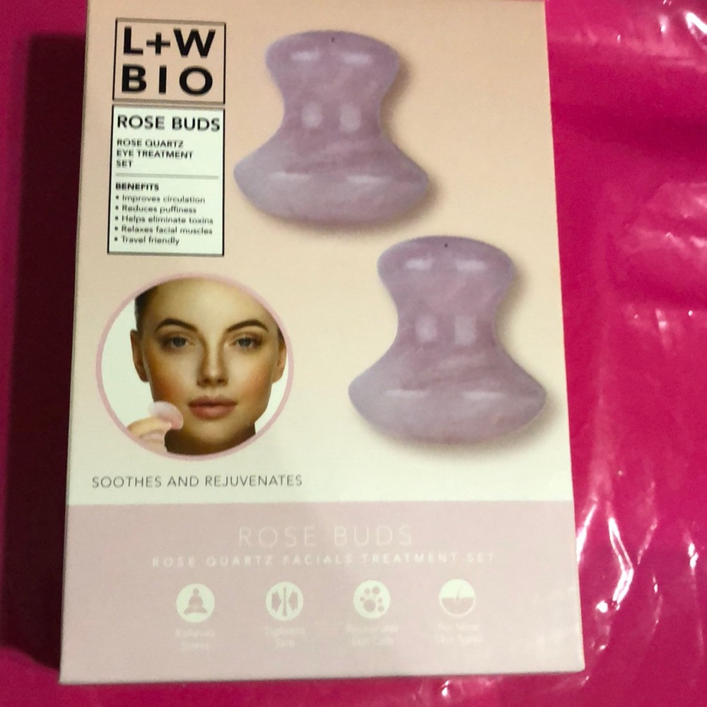 L+W bio Rose buds eye treatment
